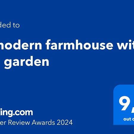 A Modern Farmhouse With Big Garden Trapeza  Exterior photo